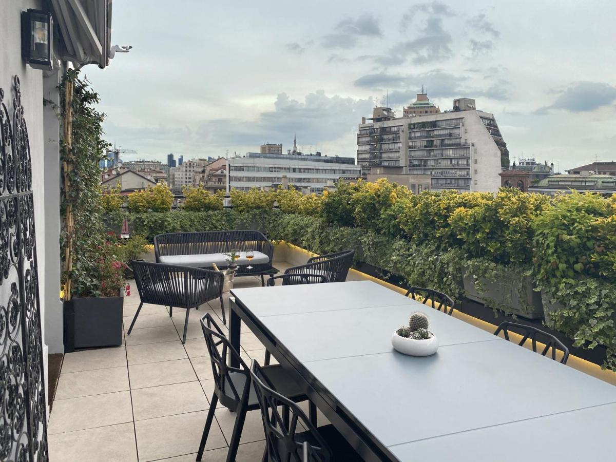 Easylife - Splendido attico con terrazzo e vista mozzafiato nel cuore della città Milão Exterior foto